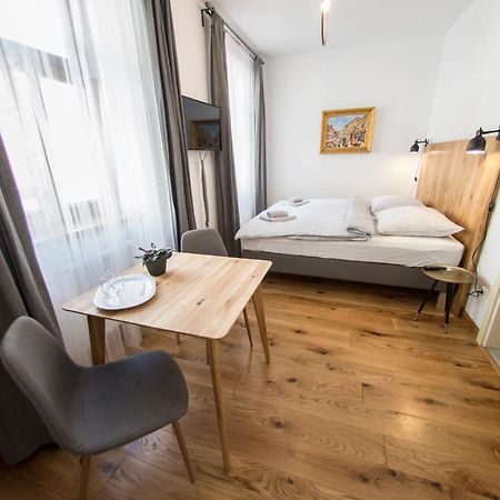 Penzion Stastny Medved Znojmo Exterior foto