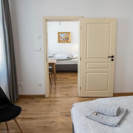 Penzion Stastny Medved Znojmo Exterior foto