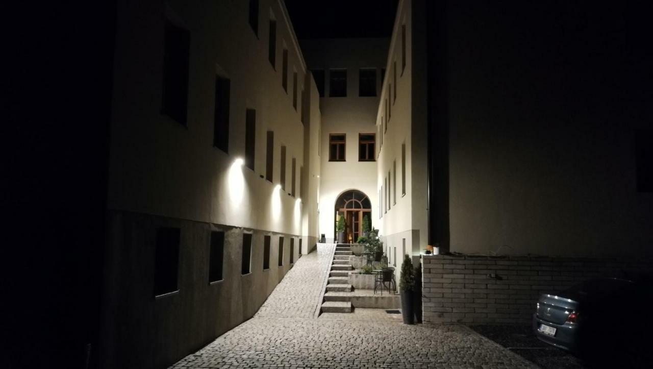 Penzion Stastny Medved Znojmo Exterior foto