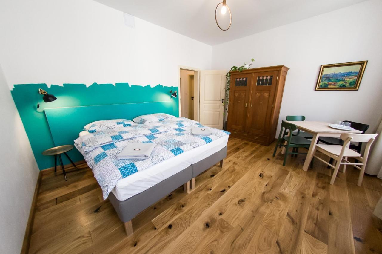 Penzion Stastny Medved Znojmo Exterior foto