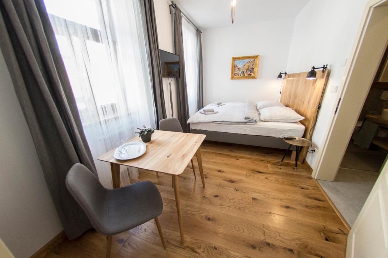 Penzion Stastny Medved Znojmo Exterior foto
