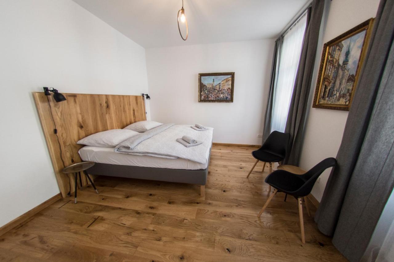 Penzion Stastny Medved Znojmo Exterior foto